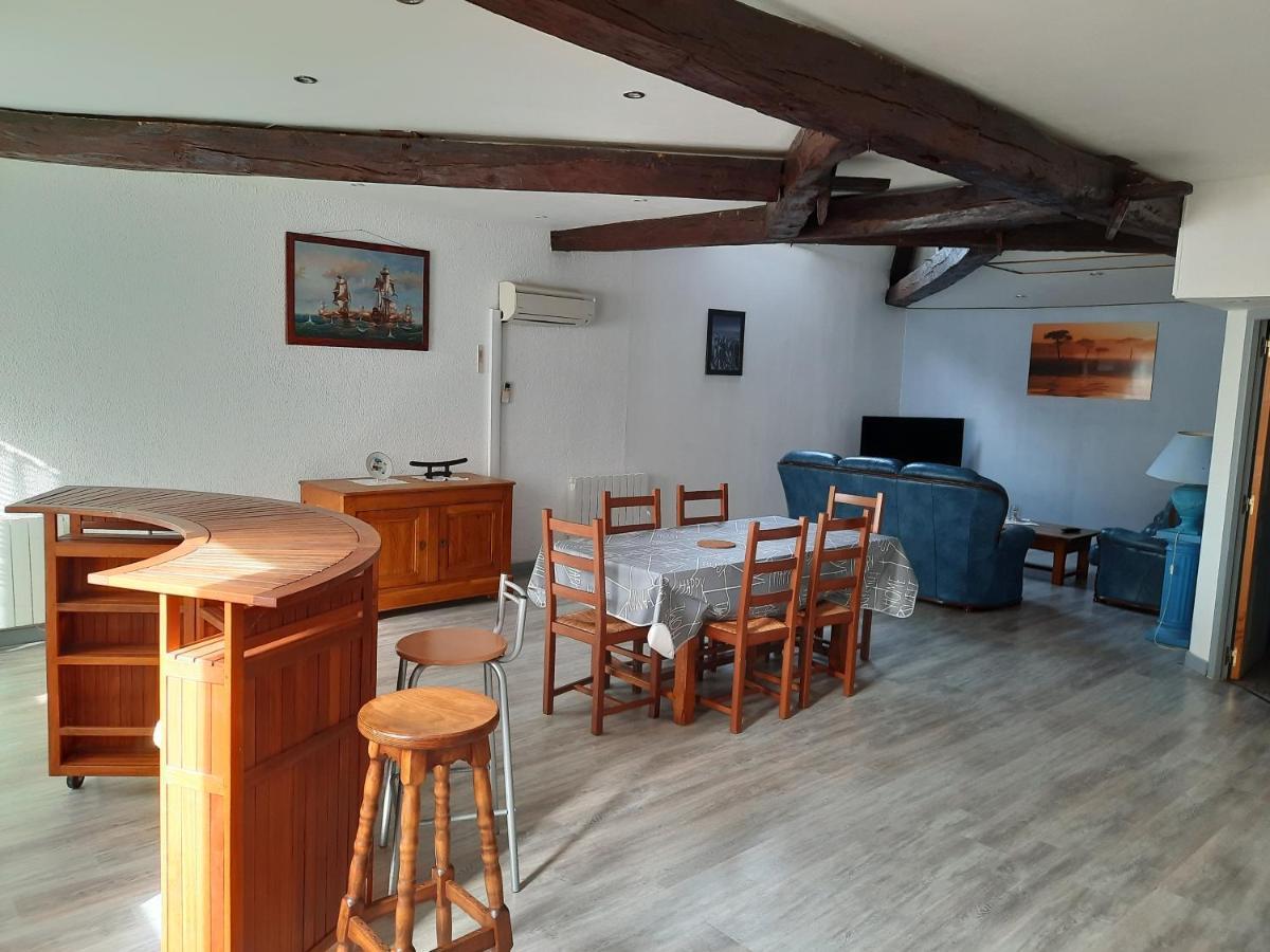 Appartement Tres Spacieux 4 Chambres 6 Couchages Noidans-le-Ferroux Εξωτερικό φωτογραφία